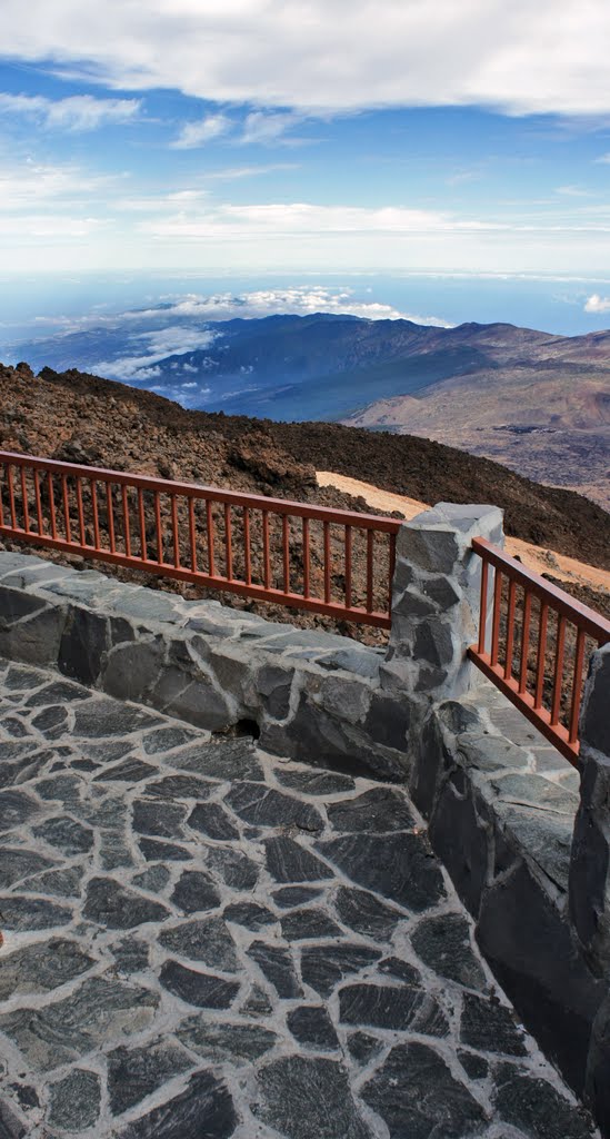 La plataforma de observación del volcán Teide by Boris Busorgin 2