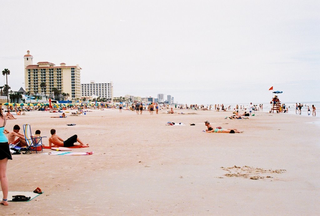 Daytona Beach by rösti