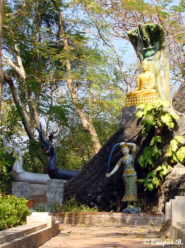 Statue of a sitting Buddha (Laos, Luan Prabang, 2003) by Caspar B.