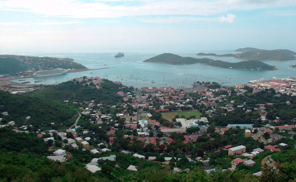 View from Hilltop overlooking Charotte Amalie @ St Thomas_US Virgin Islands_Caribbean. ©PhilRHamar by Phil R Hamar