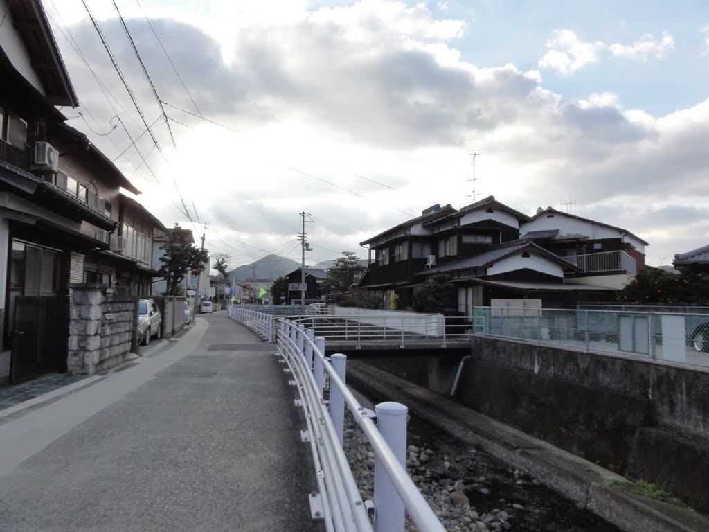 宇和島市神田川原 by kazumichi.moriyama