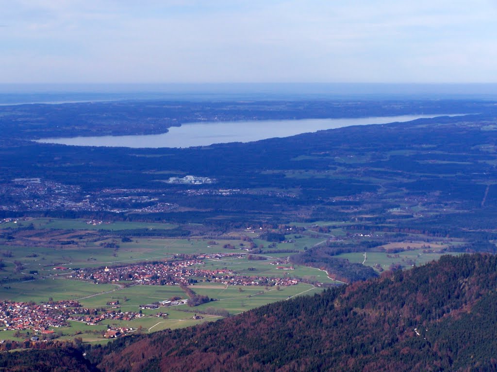 Benediktenwand; Blick zum Starnbergersee by dietmarproske