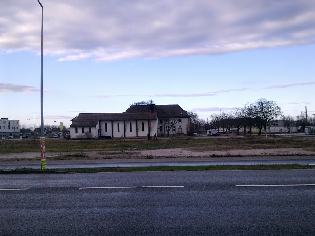 Former Gerszewski Barracks 6 / 7 (chapel) by mannheim