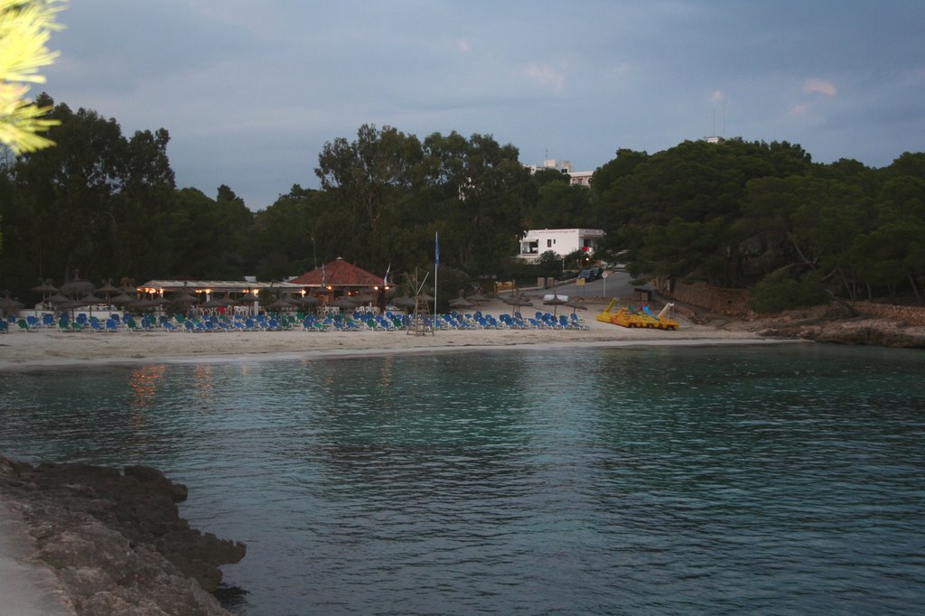 Cala Mondrago am Abend 07.10.2007 by picotuna