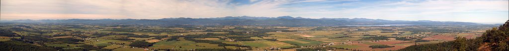 Snake Mtn. panorama by cwohlers