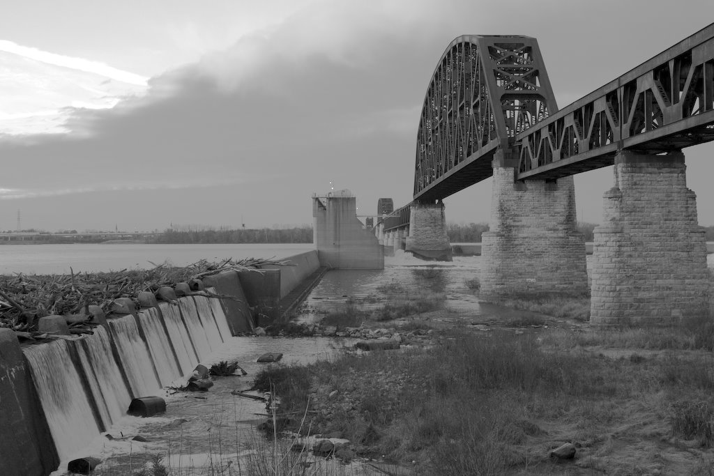 Dam at Louisville by richiegimmel