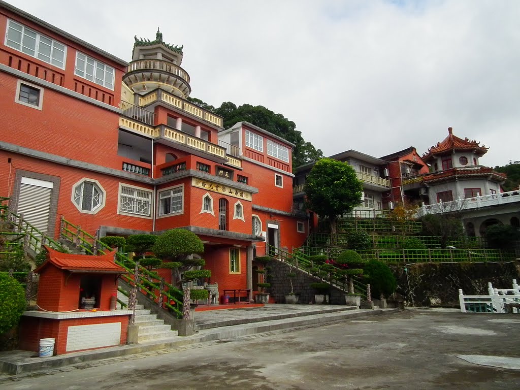 中和禪寺 Zhonghe Temple· by deekew