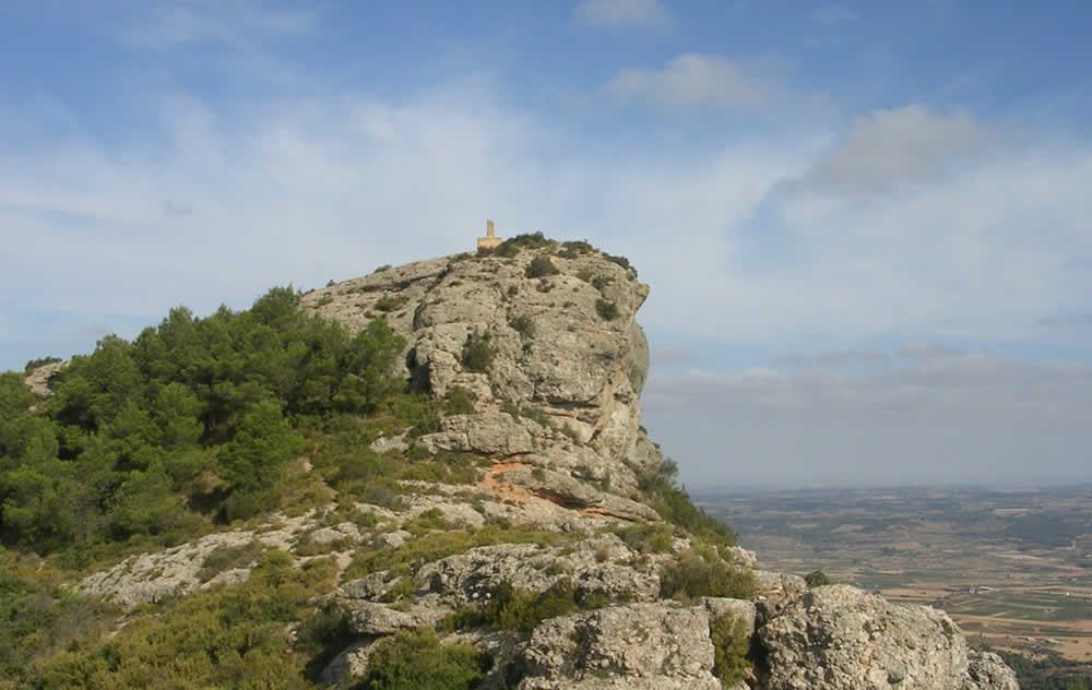 Puig Cavaller Gandesa by Pep Badia