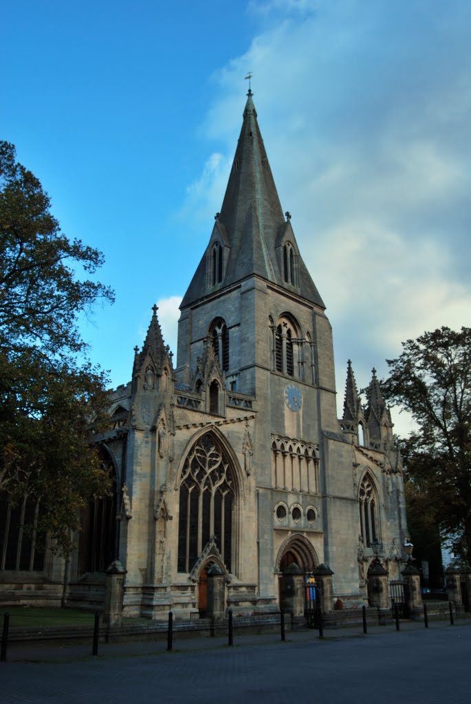 Sleaford, St Denys, NW aspect by ♫ Russ Hamer