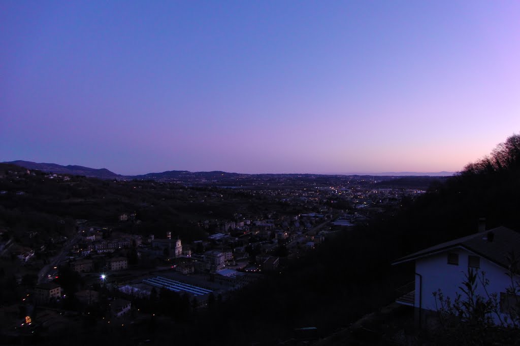 Tramonto in Brianza e appennini sullo sfondo by far-traveller