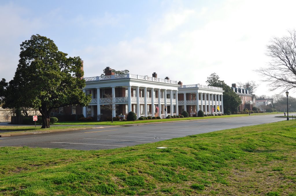 VIRGINIA: HAMPTON: Fort Monroe: General Officers' Housing 3 by Douglas W. Reynolds, Jr.