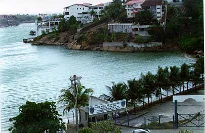 Ilha do Boi by Jorge Eduardo Saadi