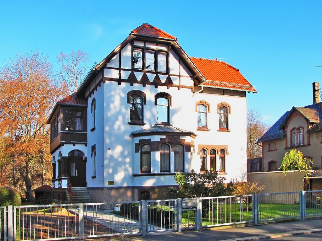 Chemnitz OT Reichenbrand - Villa an der Nevoigtstraße (3) by Rudolf Henkel