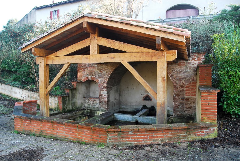 Lavoir rénové de la rue du Nord à Marssac-sur-Tarn by F@M