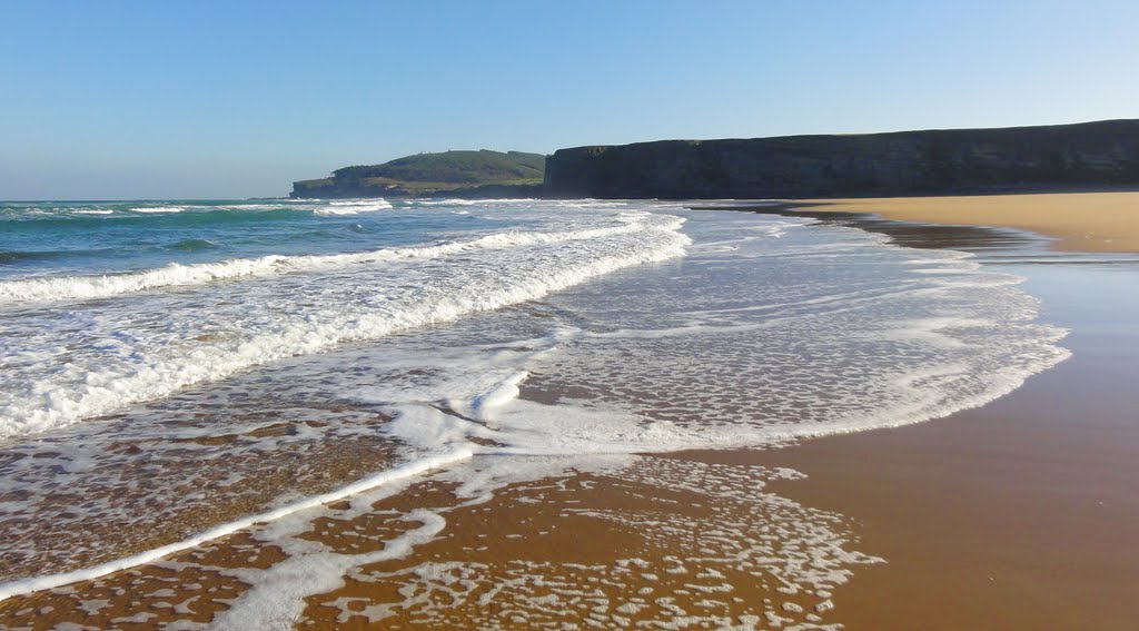 PLAYA DE LANGRE. by JUAN CARLOS LÓPEZ