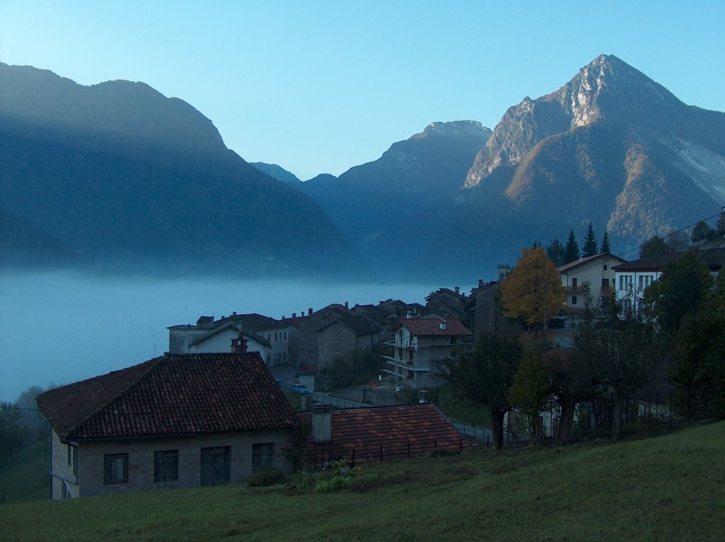 Foggy morning in Erto by Luigi_T