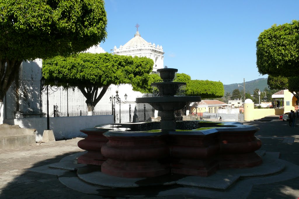 Fuente de Old City by Edinilson De Leòn