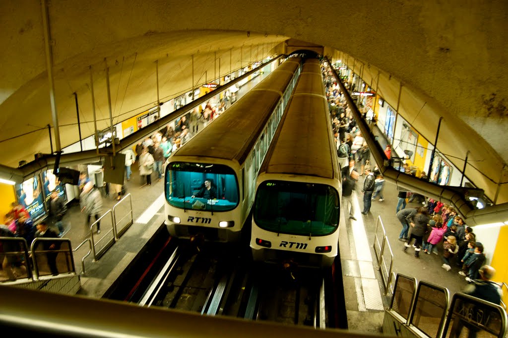 La Station de Métro Castellane, Ligne 2, Marseille by Bernard Bost