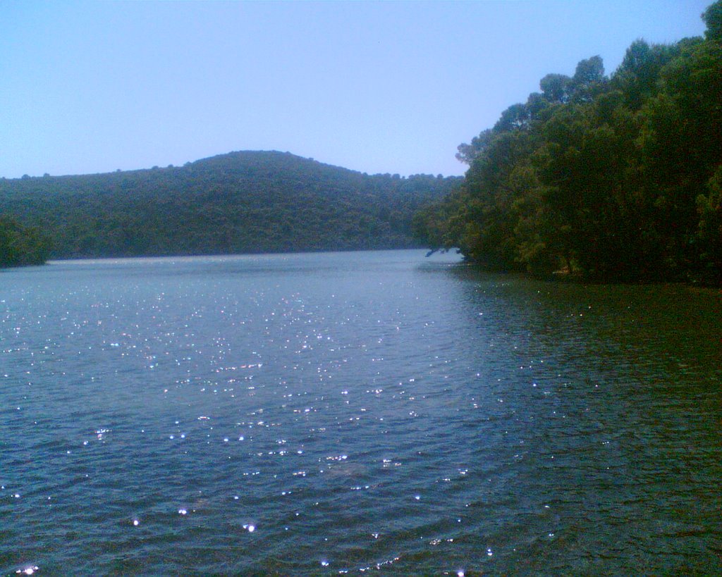 Veliko jezero - lake, i. Mljet, Croatia by Anatoliy Gerasimov