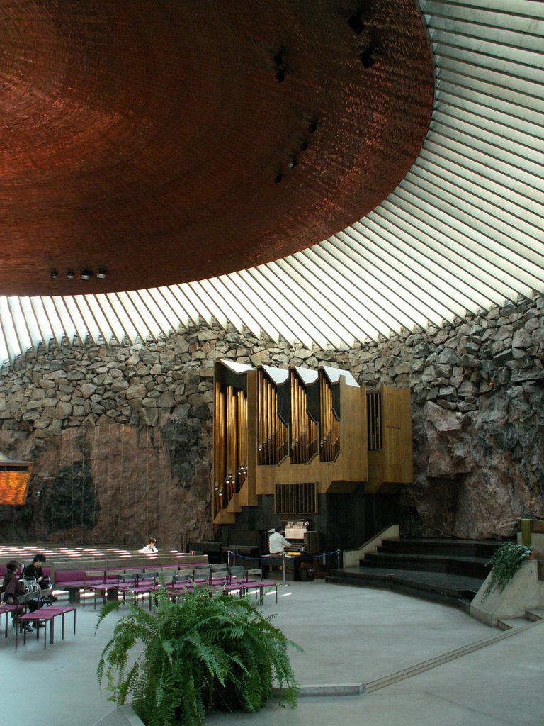 Helsinki Rotskerk by Marc Schelstraete