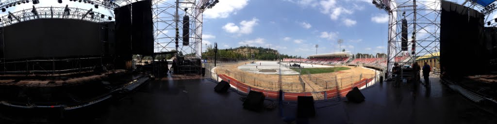 Estadio La Granja.... Curicó, Chile... Fulanito Tour 2012 by STEVEN DIAMANTE