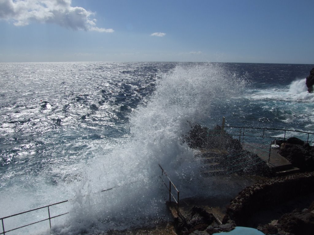 Canico de Baixo, Madeira. by Paschal