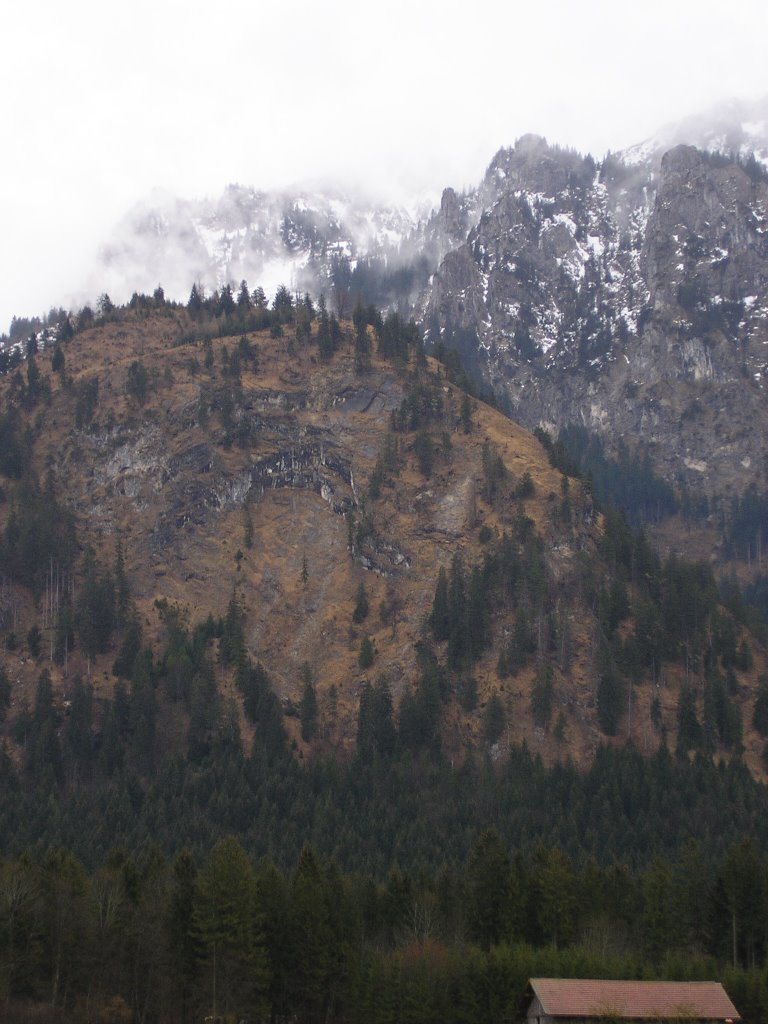 Mountains clode to Shwangau by Eltonis Mažuika