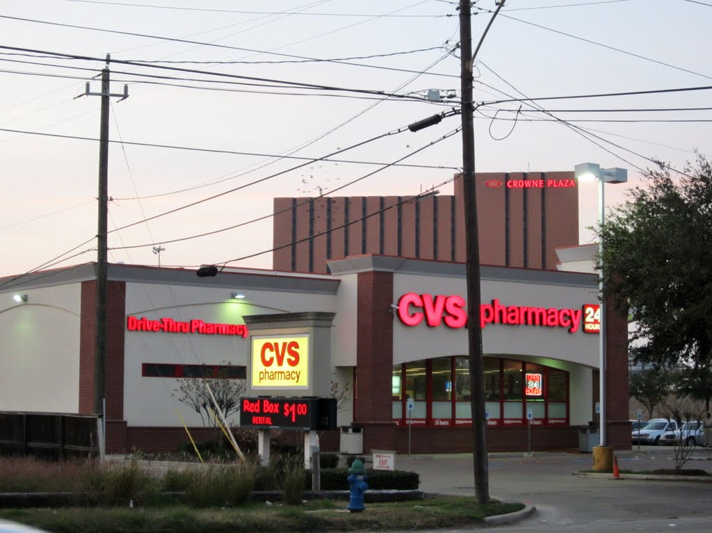 CVS pharmacy - Kirby Dr. at SW Fwy Feeder (SW corner) by Wolfgang Houston