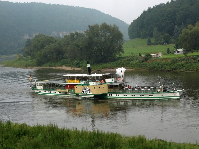 Elbe by Maciej Godniak