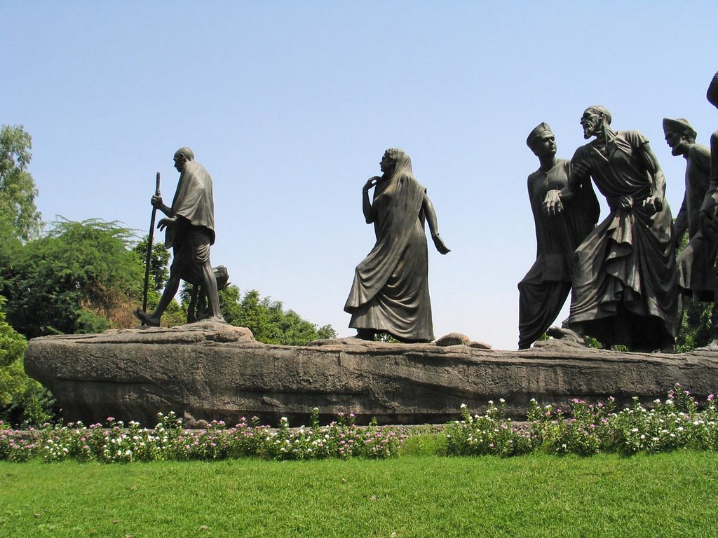 Gandhi's monument by Вировец Михаил