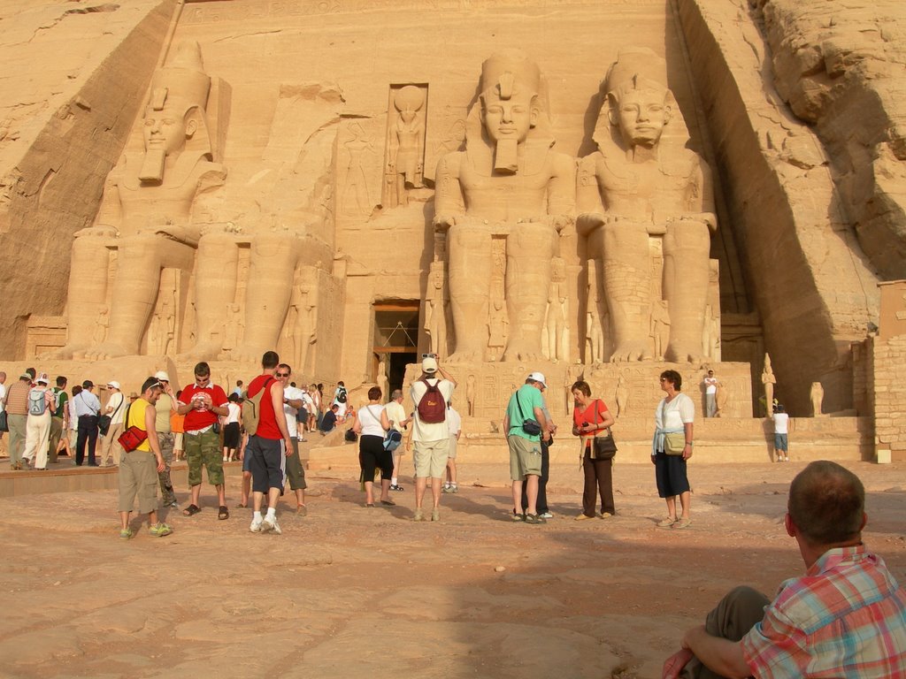 Abu Simbel by Steve. Redditch. UK