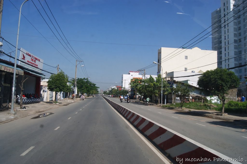 Đường - Huỳnh Tấn Phát - Street by mocnhan