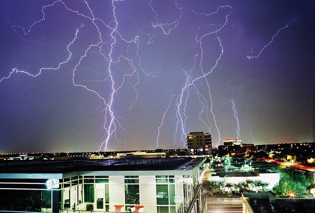 Arizona Monsoon Lightning by nleister