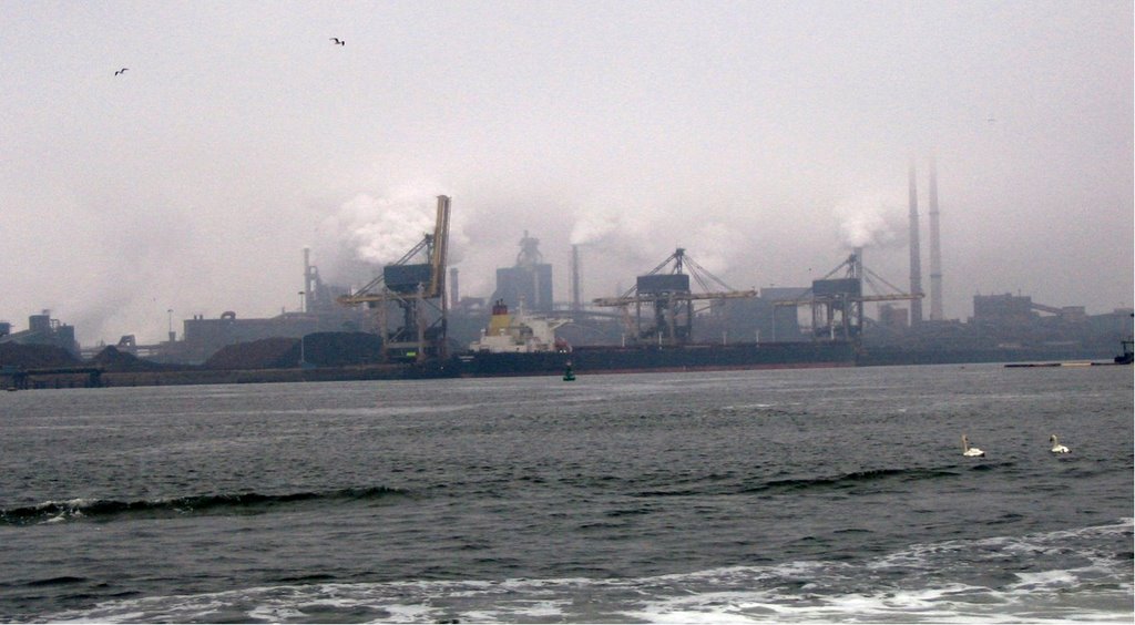 Ijmuiden Steel Mills, skyline by va bien