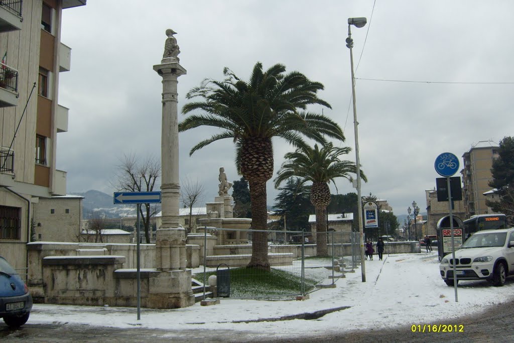 La prima neve 2012 in Ascoli Piceno by rolando de cesaris