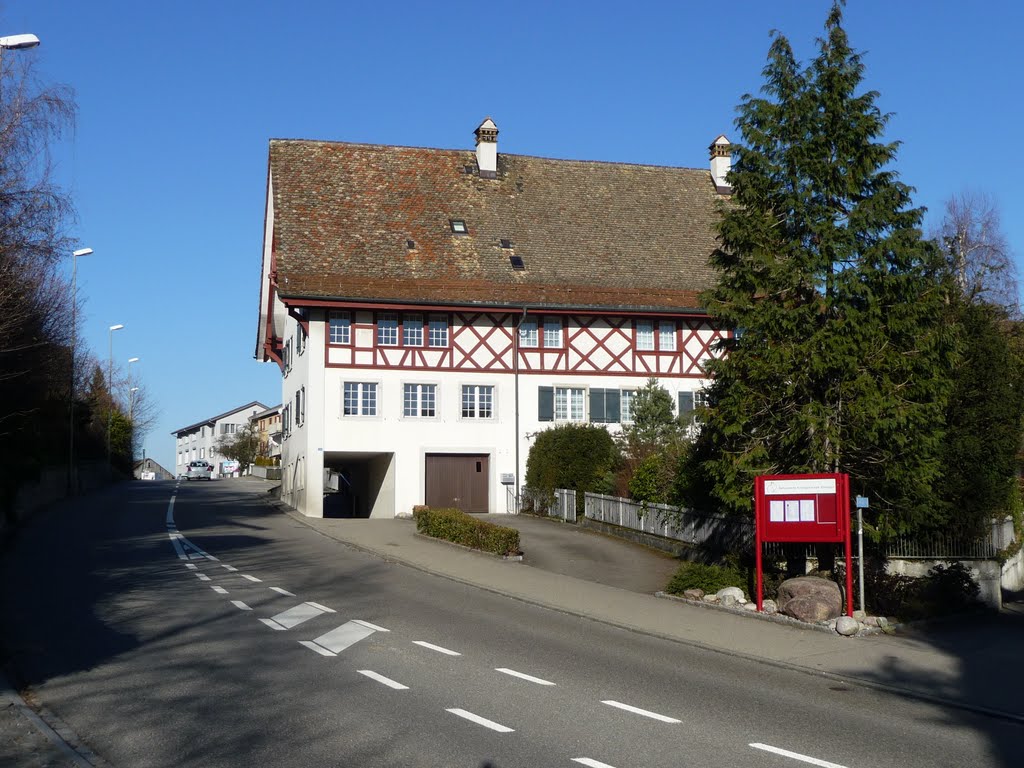 An der Wehntalerstrasse in Dielsdorf by bienenritter