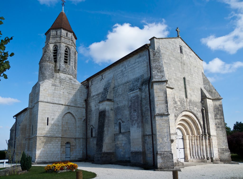 Eglise Saint Quentin à Chermignac by Daniel Pelletier