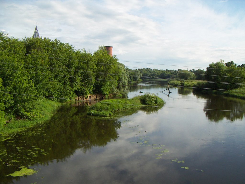 Klyazma from a bridge by Arseny Khakhalin