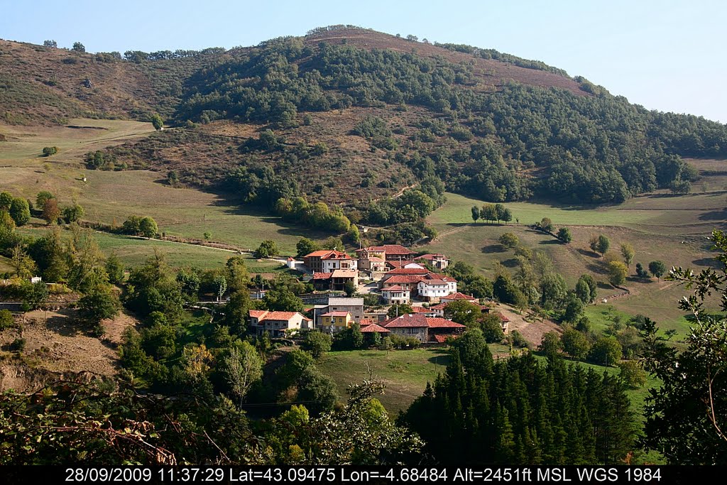 España - Cantabria - Picos de Europa Parque Nacional - Vega de Liébana - Enterrias by Pierre Marc