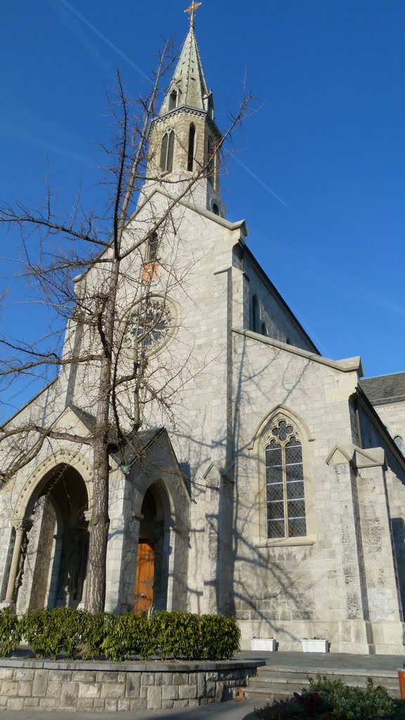 Eglise Notre-Dame by Magda GHALI