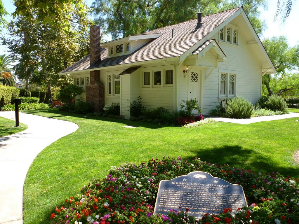 Nixon Library by yubertenator