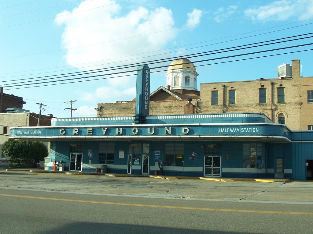 Old Fashion Greyhound Station, Jackson, TN, USA by mjose12000