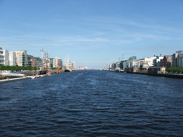 Liffey looking east by Bryandublin