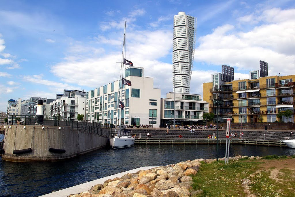 Turning Torso, (Calatrava), Malmoe,(Malmö) , Suecia, (Sweden) by Antonio Alba