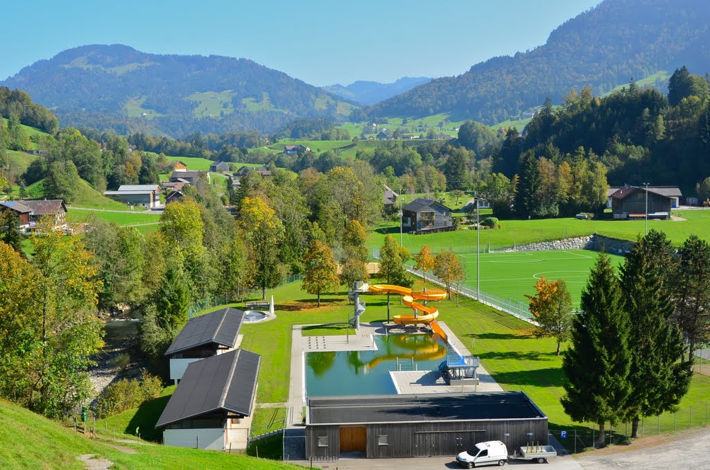 Freibad und Fussballplatz von Hittisau by scheffknecht helmut