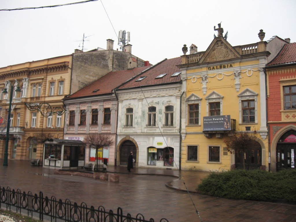 Colourful buildings in the rainy weather by i.bulyha