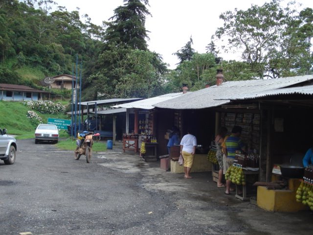 Garganta do Registro - Serra da Mantiqueira by Walter Kauss