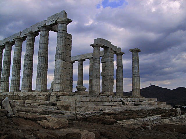 Tempel des Poseidon, Kap Sounion, Greece by usedomedia