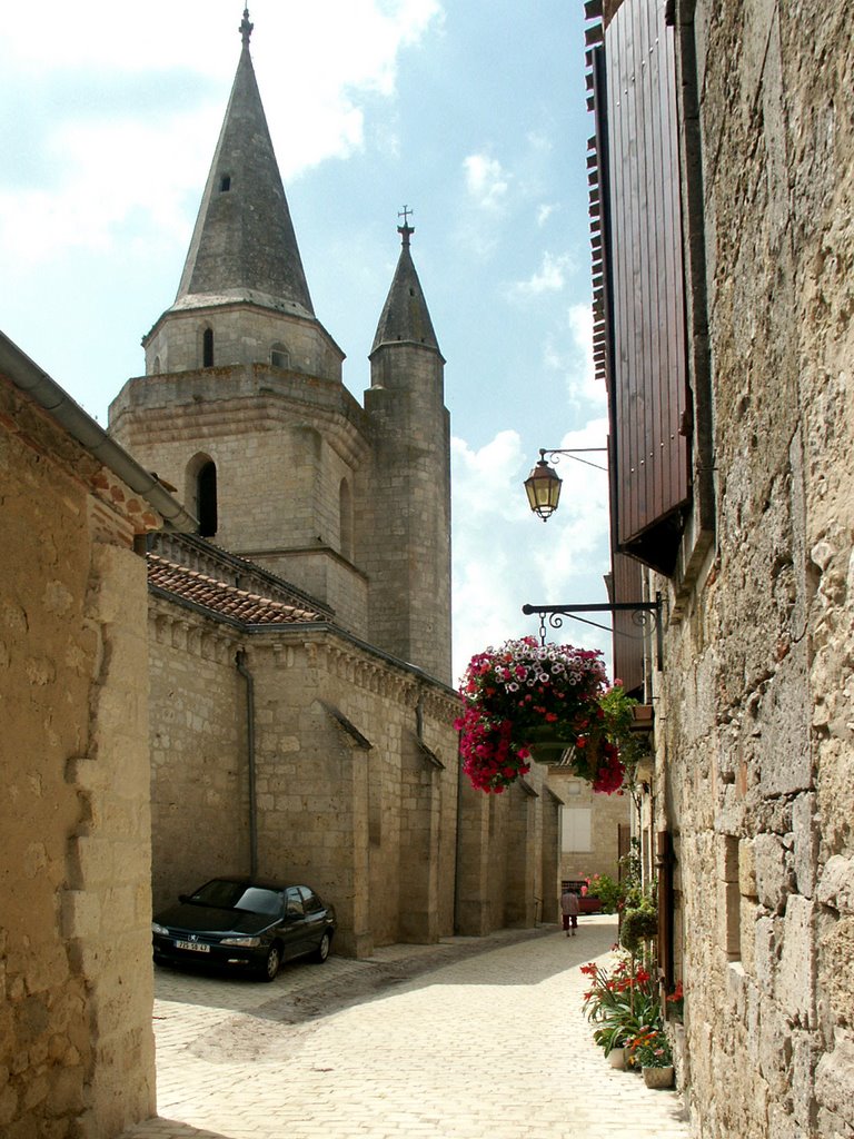 Eglise de Sainte Colombe by Michel ALBUGUES