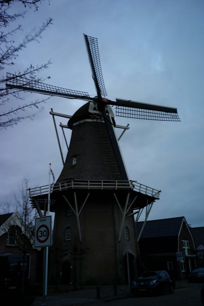 Working Windmill by joemalcam